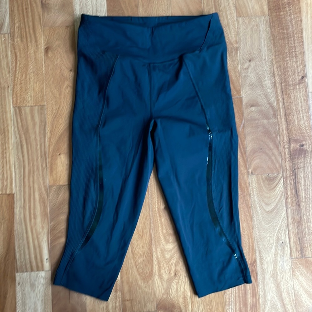 Lululemon crop leggings